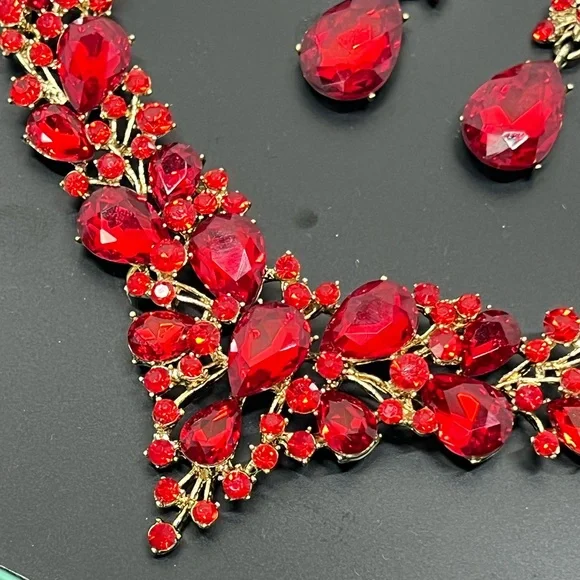 Red Floral Statement Necklace Bib Drop Earrings Jewelry Holiday Set Gold Rose gf - Picture 5 of 16